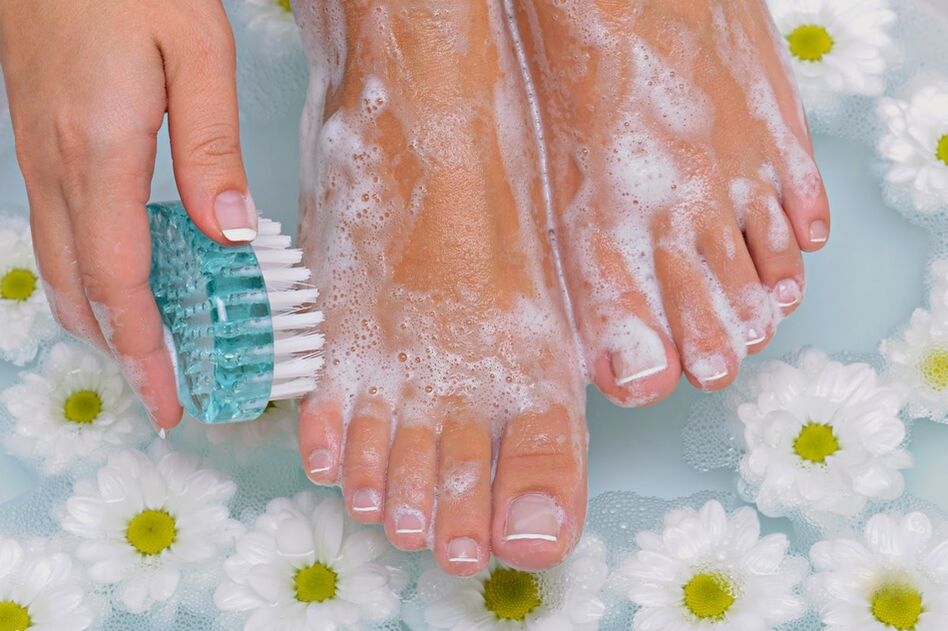 Redovita higijena stopala izvrsna je prevencija gljivične infekcije. 